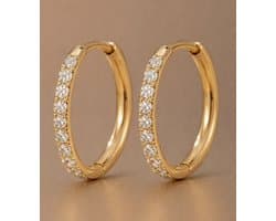 Lundholm Luxe Oorringen met Zirkonia Steentjes Goudkleurig Jewellery 18 Mm - Premium Stainless Steel Goud Verguld - Oorbellen Classy - My Delia Serie - Luxe Vrouwen Cadeautjes Moederdag Cadeautje